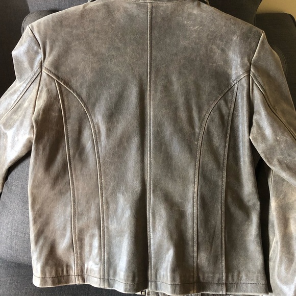 Leather Jacket - Picture 5 of 6